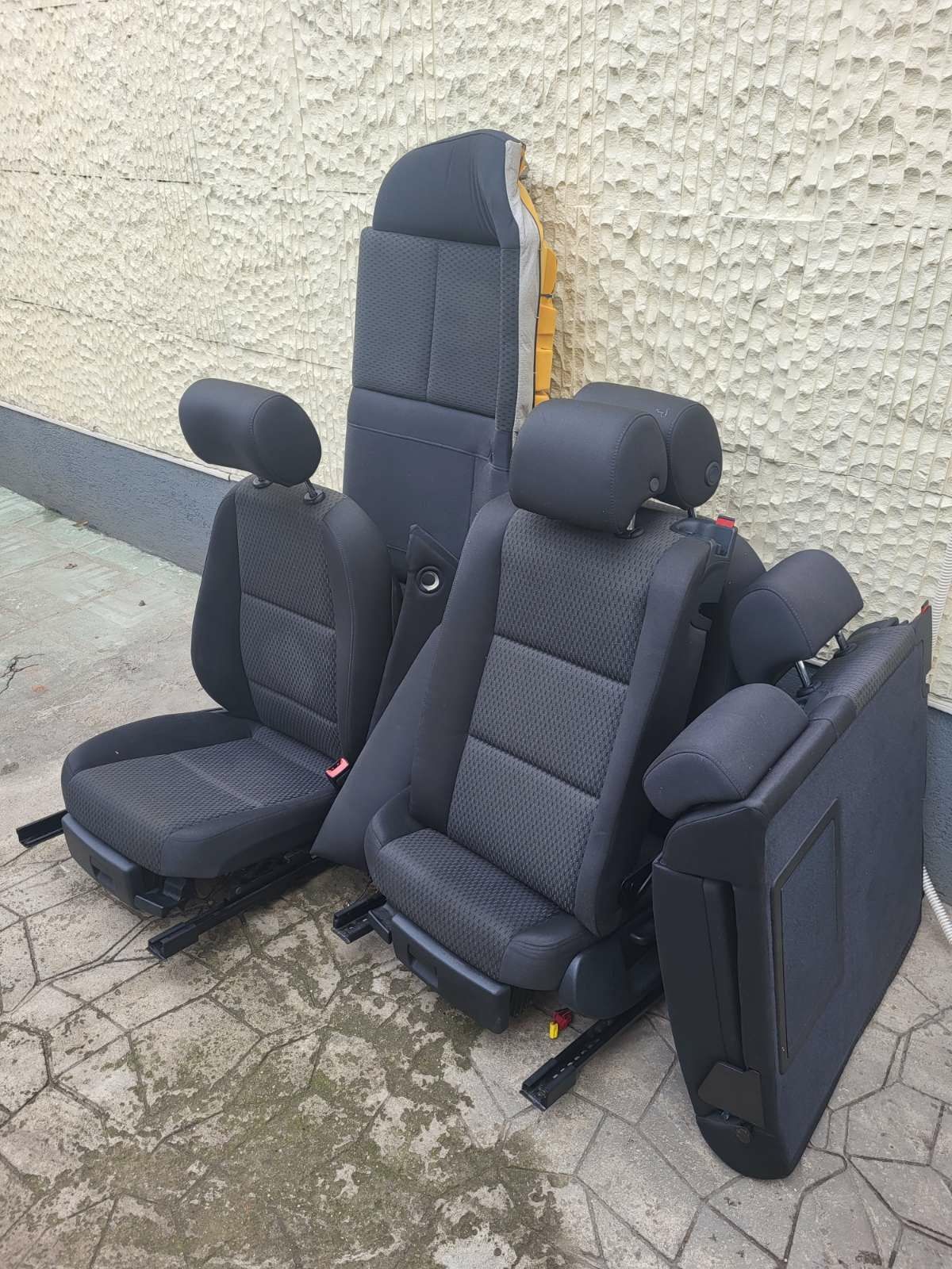 Седалки за Audi А6