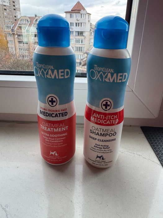 нашийник + повод + играчки за куче