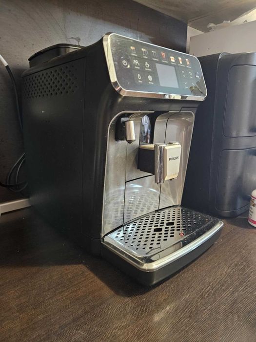 Кафемашина/ кафеавтомат PHILIPS 4400