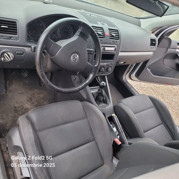 Vw golf 5, euro 4 unic PROP în Italia manual  140  cai