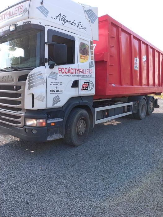 Scania R440 scarabil