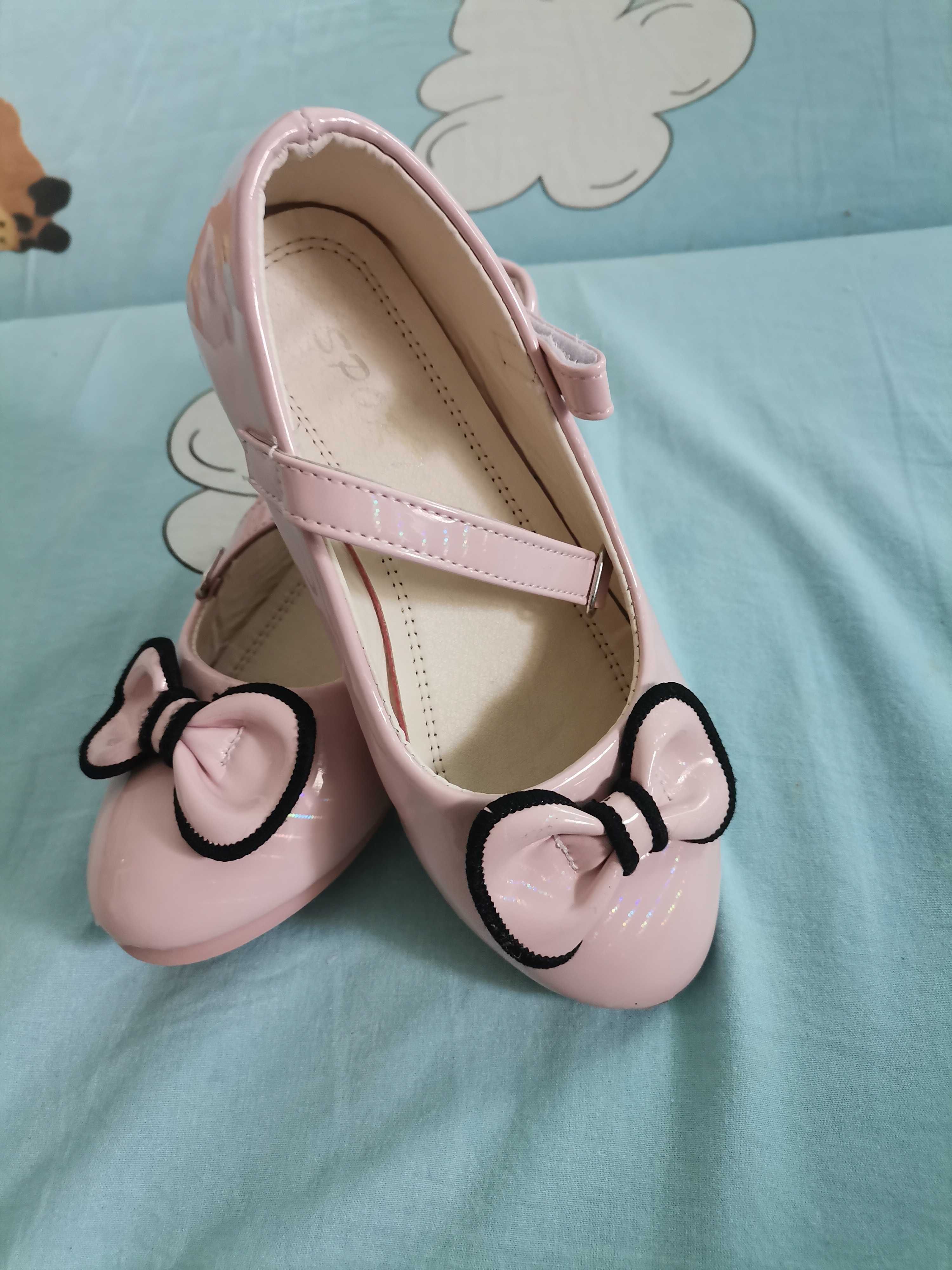 Pantofi fetițe roz