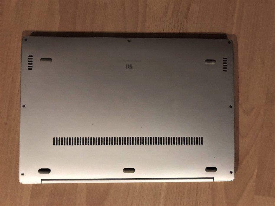 Laptop XIAOMI Mi Notebook Air 13.3" Core i5 256GB , RAM 8Gb