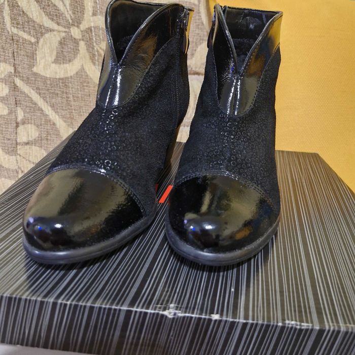 Botine noi, Alpina, marimea 35