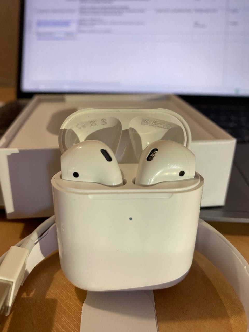 AirPods 2 (като нови)