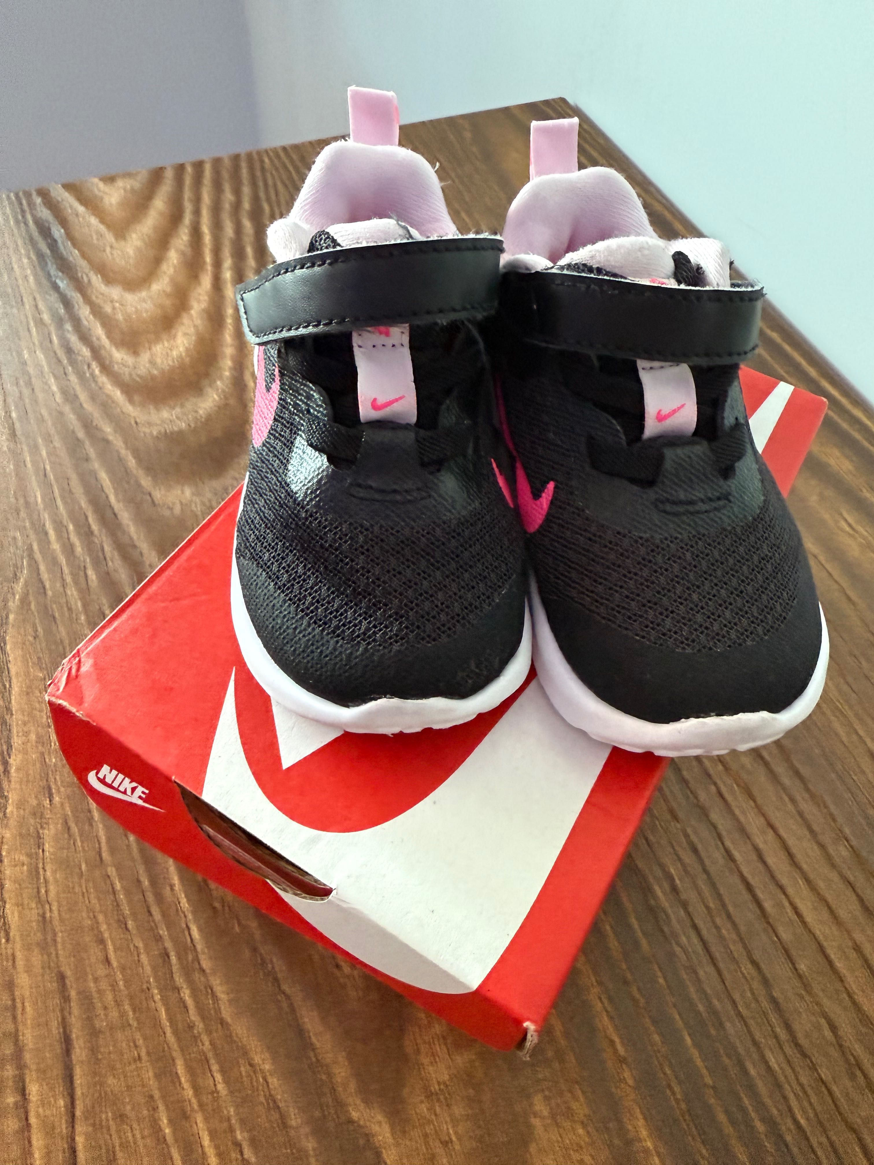 Обувки Nike за бебе
