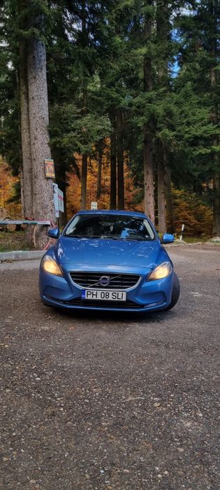 Volvo v40 d2 in stare impecabilă