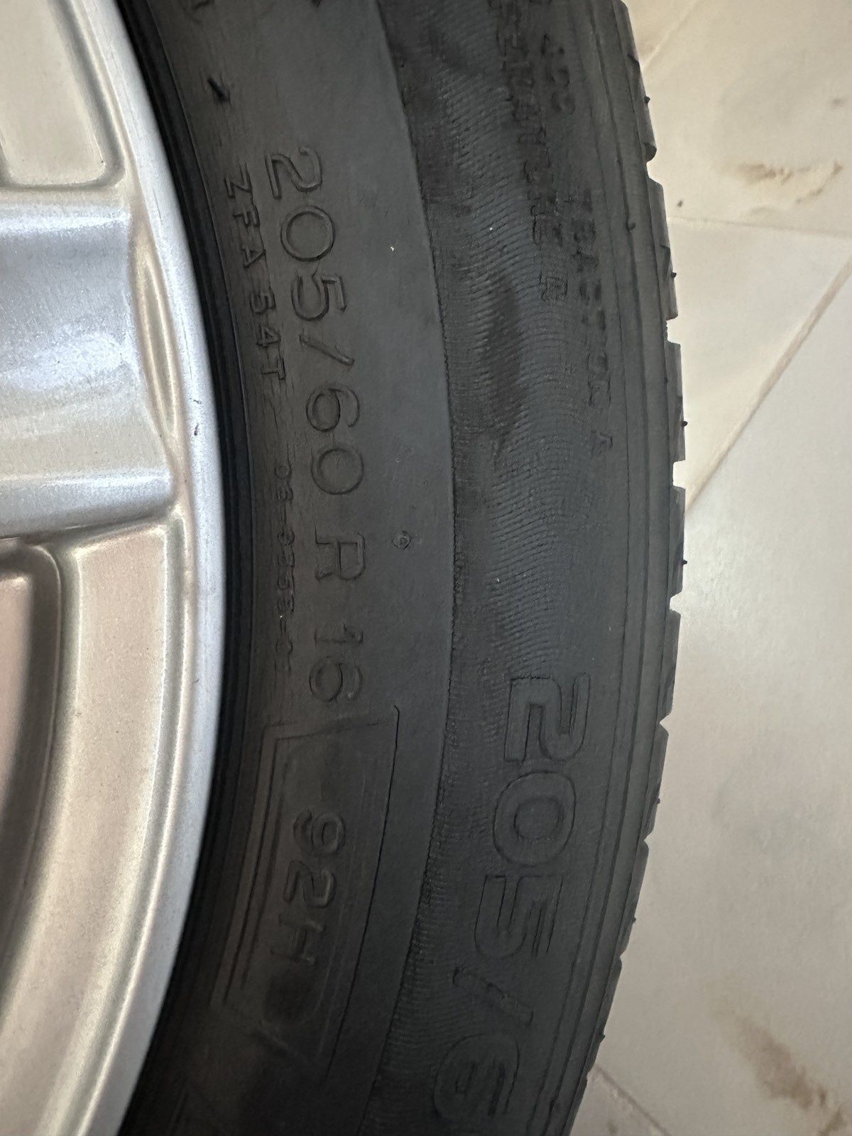 4 бр. алуминиеви джанти Rial 16” – с гуми Michelin 205/60 R16 (DOT 2