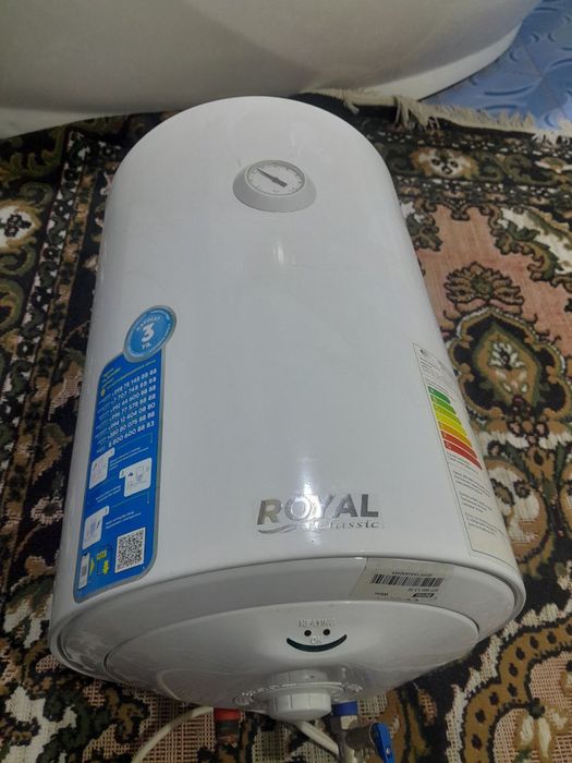 Ariston sotiladi 30 L