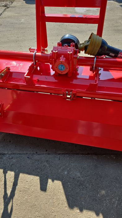 Freza de pământ agricola 2m masa de lucru Noua