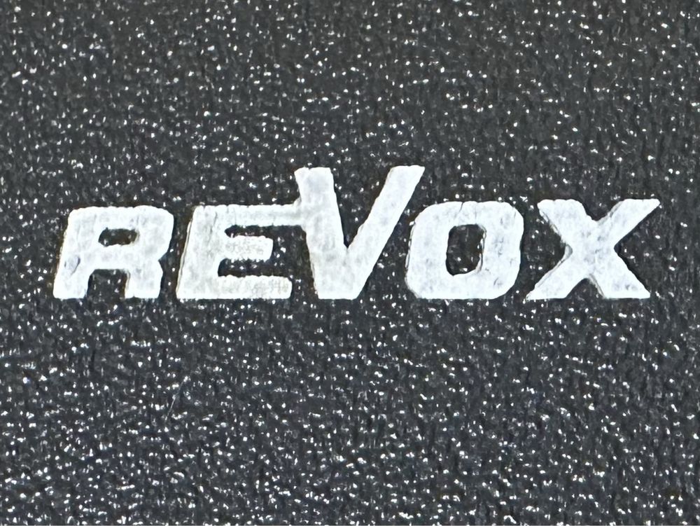 Продам оригинальные пустые пластиковые катушки Revox