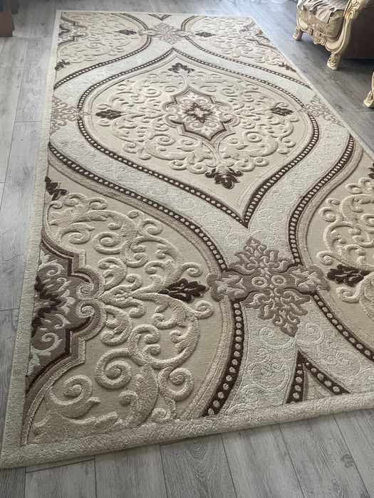 Срочно продам ковер 1,80*3,80