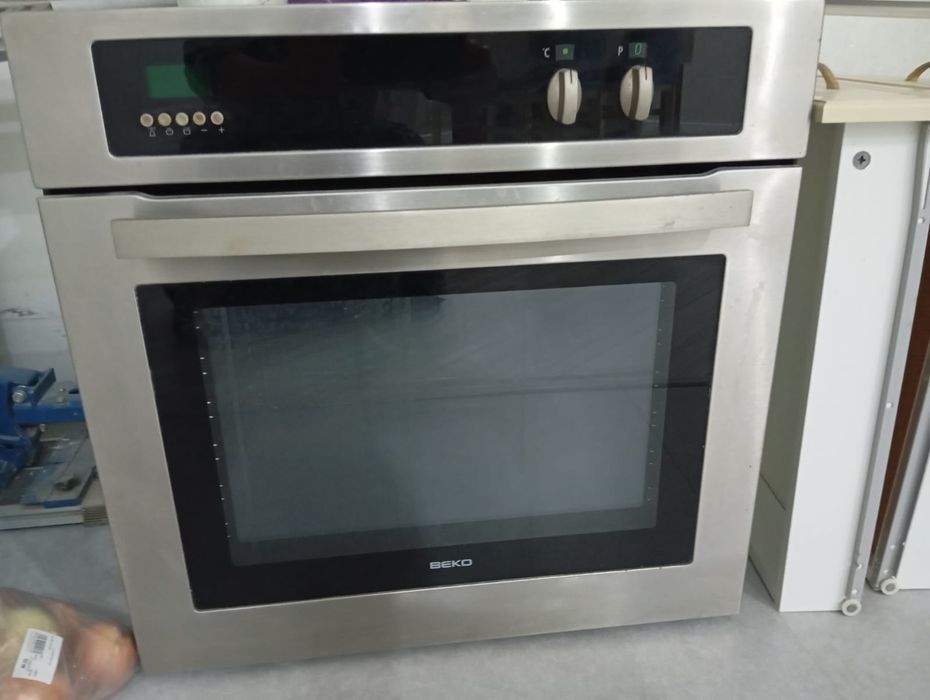 Продам газ плиту