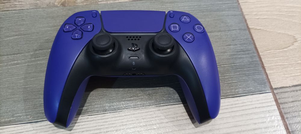 Playstation 5 pro, cfi-7021, 2Tb, два контролера