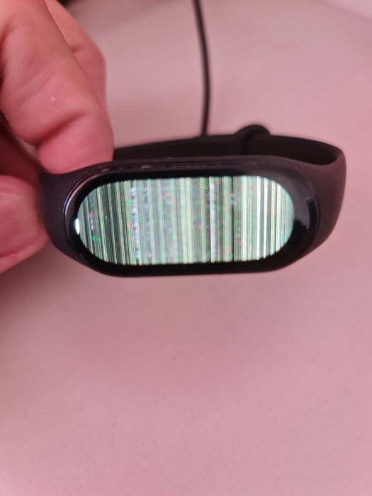 Xiaomi MI Band 7 продаю. наверное шлейф нужно проверить..