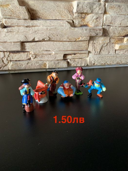 Kinder Surprise Фигурки Monsters&Pirates Karate Monkeys Soccer Animals