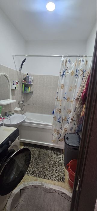 Sergeli rayon 9-xududda 2 xonali uy sotiladi. 2/7/7