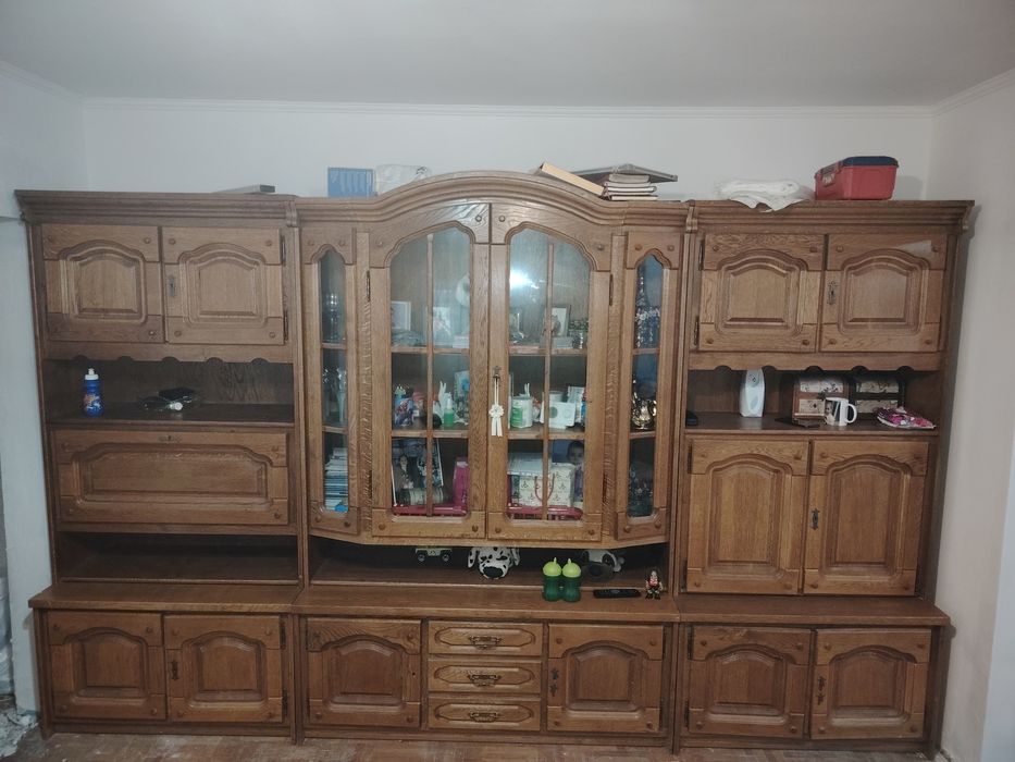 Mobilă sufragerie din lemn masiv stare bună