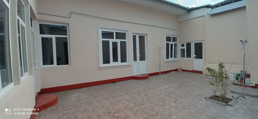 Уй сотилади 35000$