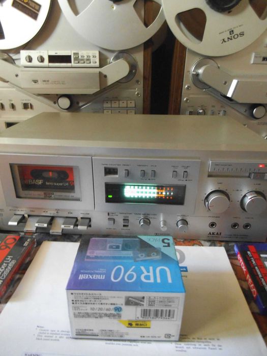 Deck AKAI GX-M50 3-Head Super GX Stereo Cassette Deck