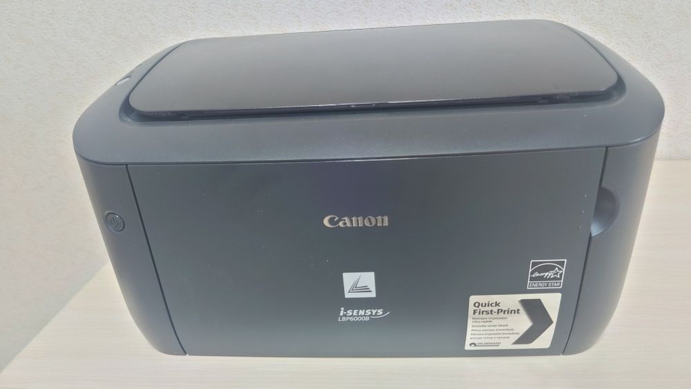 Принтер Canon LBP6000B новый.