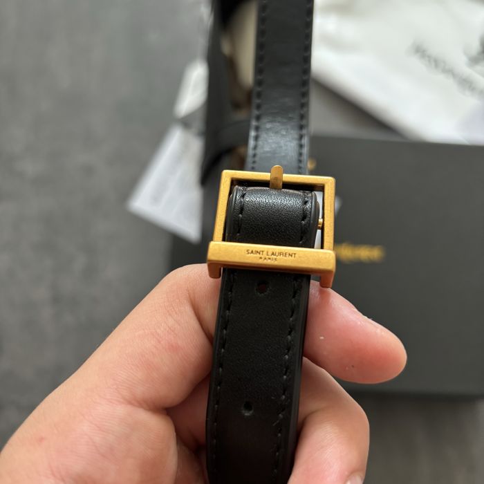 YSL Shiny Black Onyx - Чантичка