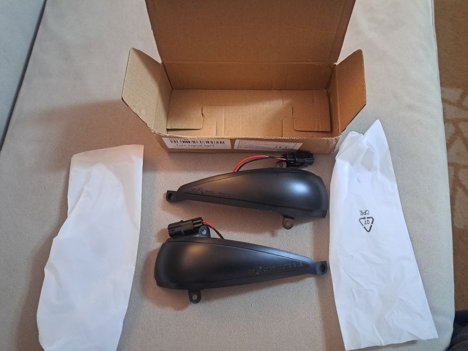 Semnalizari led honda civic 8