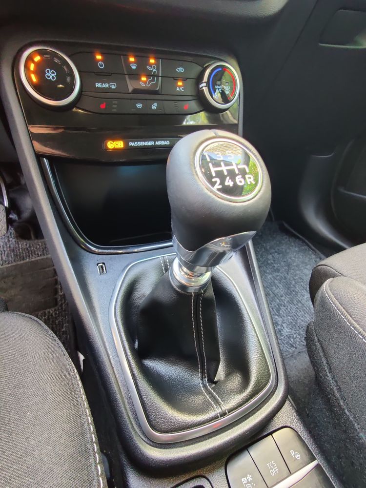 Ford Puma Titanium 1.0l EcoBoost Hybrid (mHEV) 125 CP М6