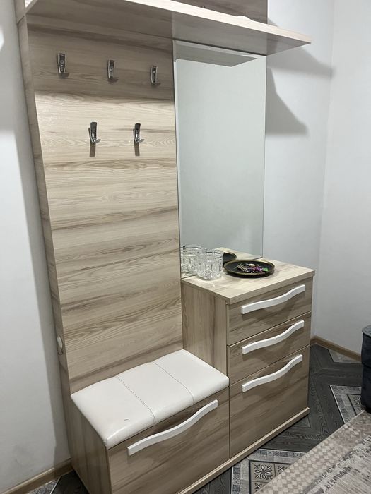 Продам прихожую