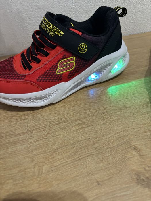 Adidasi Schekers marime 33