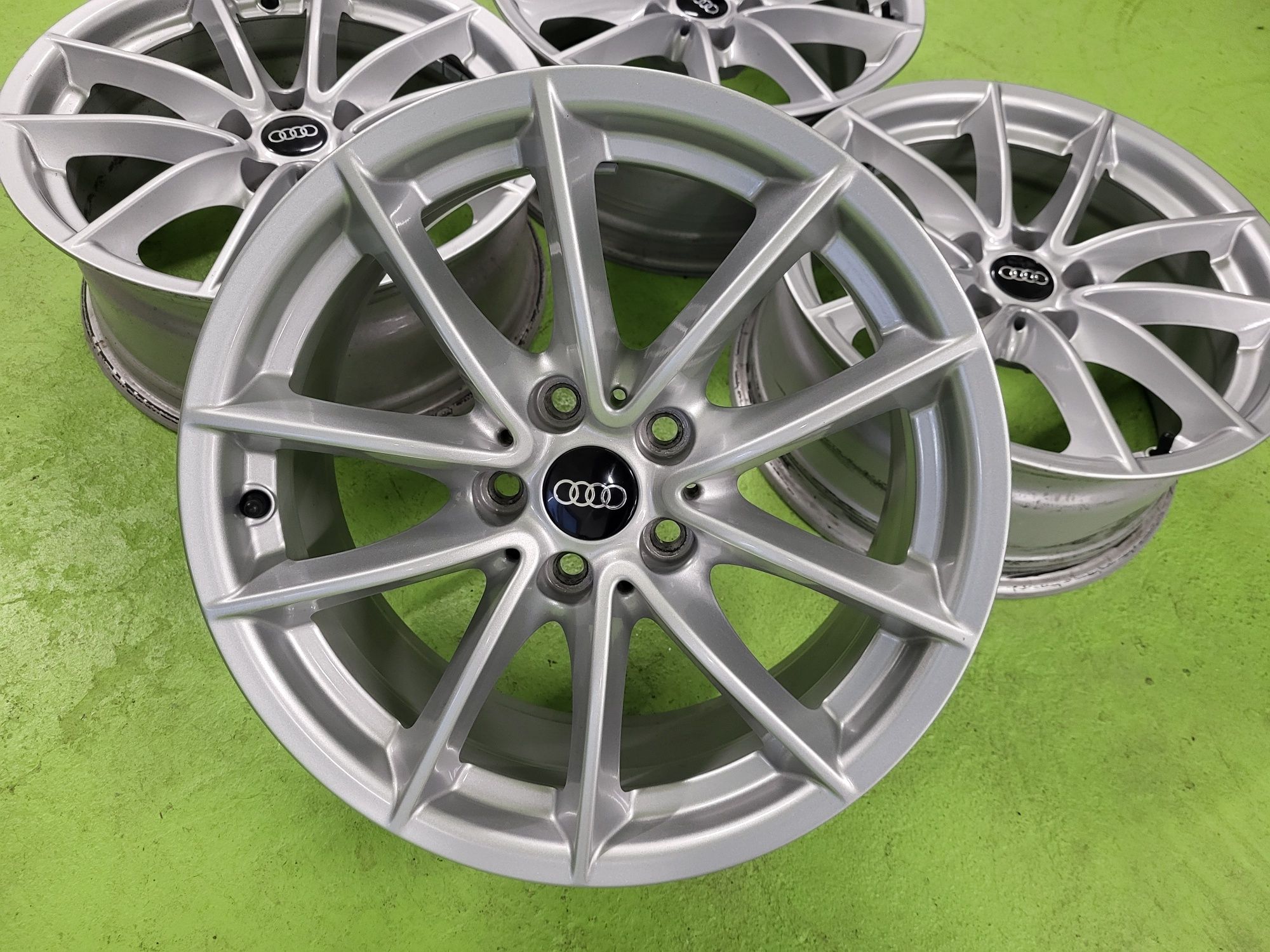 17 5x112 Audi A4 A5 A6 лети джанти 5х112 ауди а4 а5 а6