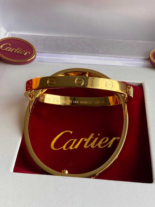 Brățara model Cartier Love Gold 18K