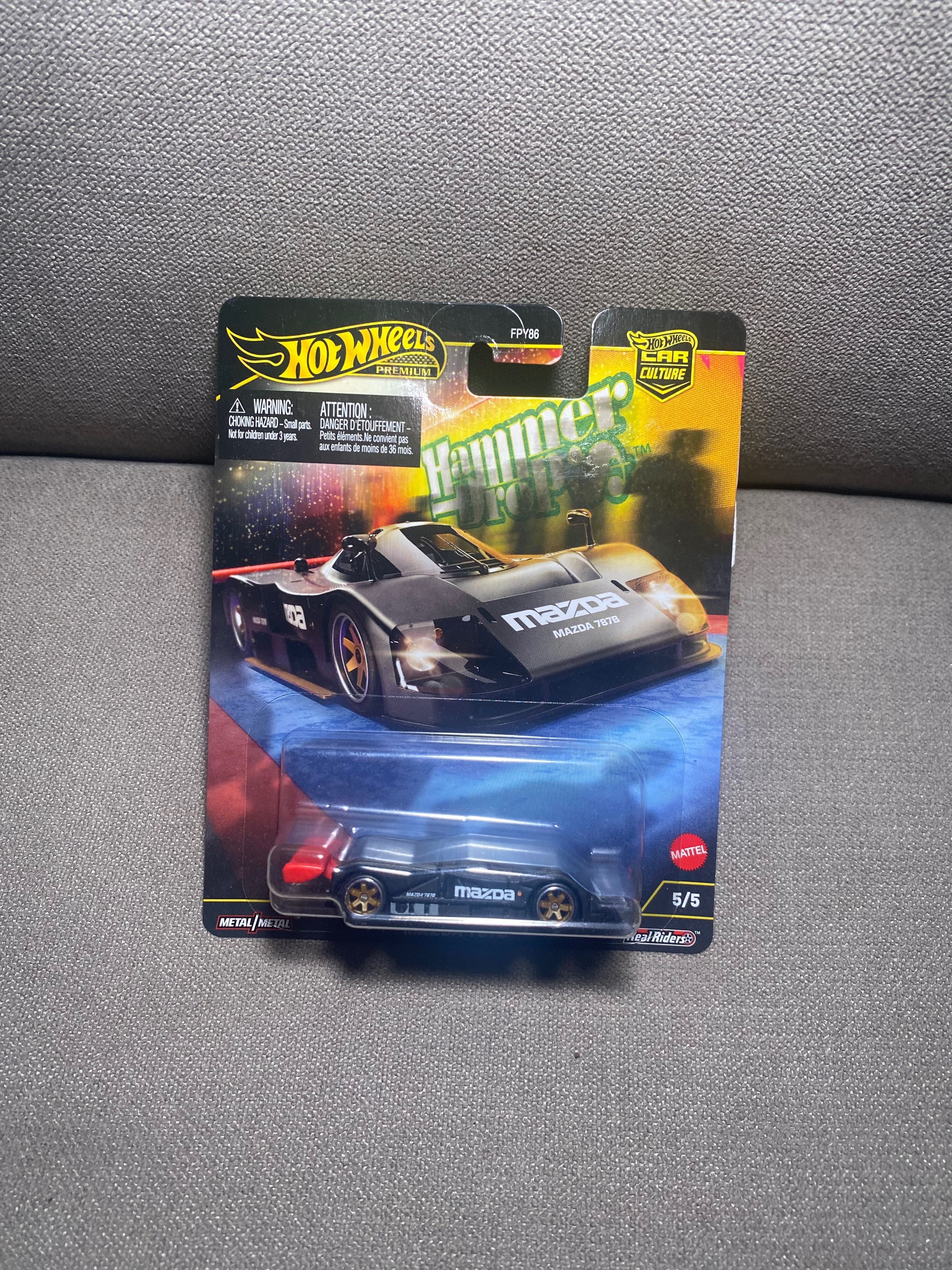 Hot Wheels Premium, 100%