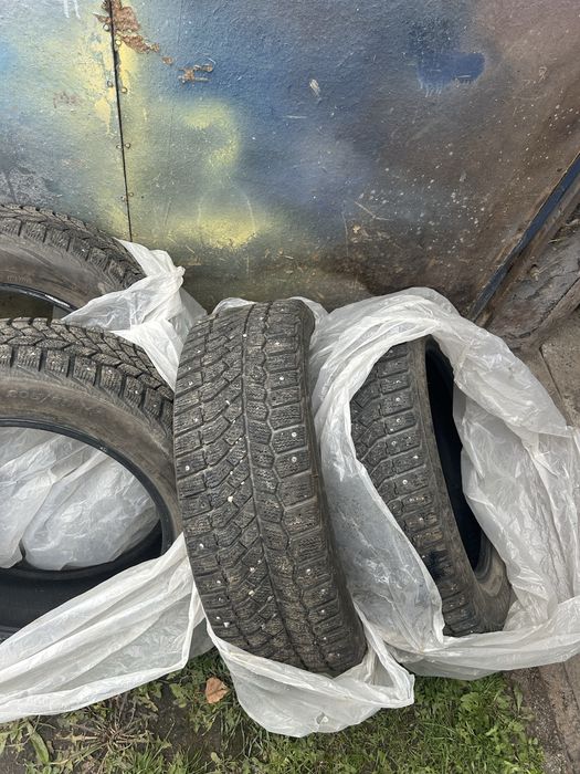 Продам зинимние шины