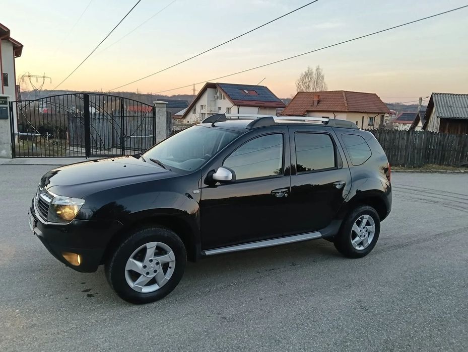 Dacia Duster Dacia Duster 1.5 dCi Laureate 110 Cp euro 5,4WD,AC,geamuri el.,jenti