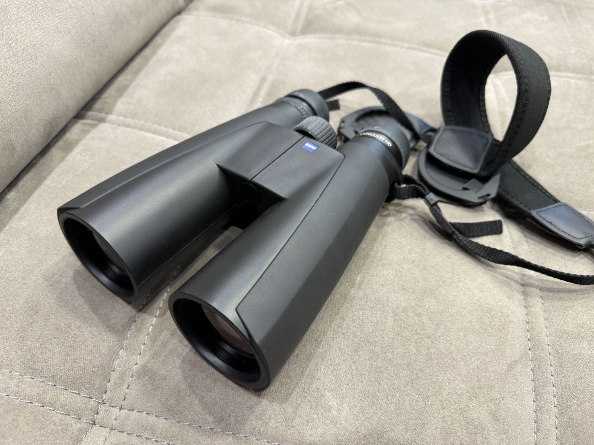 Бинокъл Zeiss Conquest HD 15x56