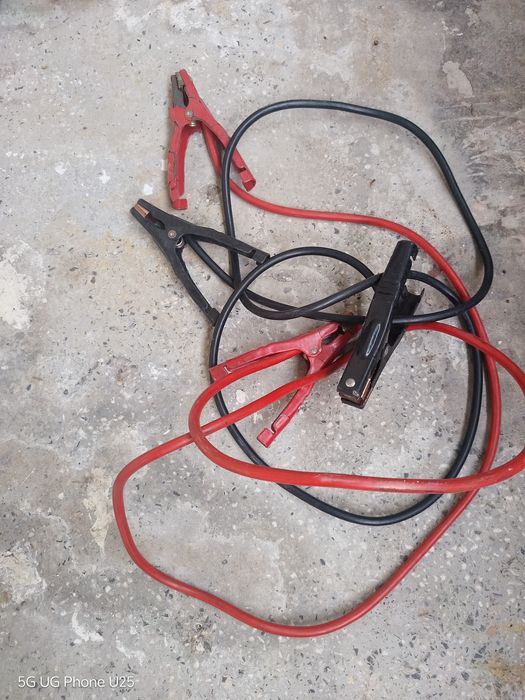 Кабели за подаване на ток