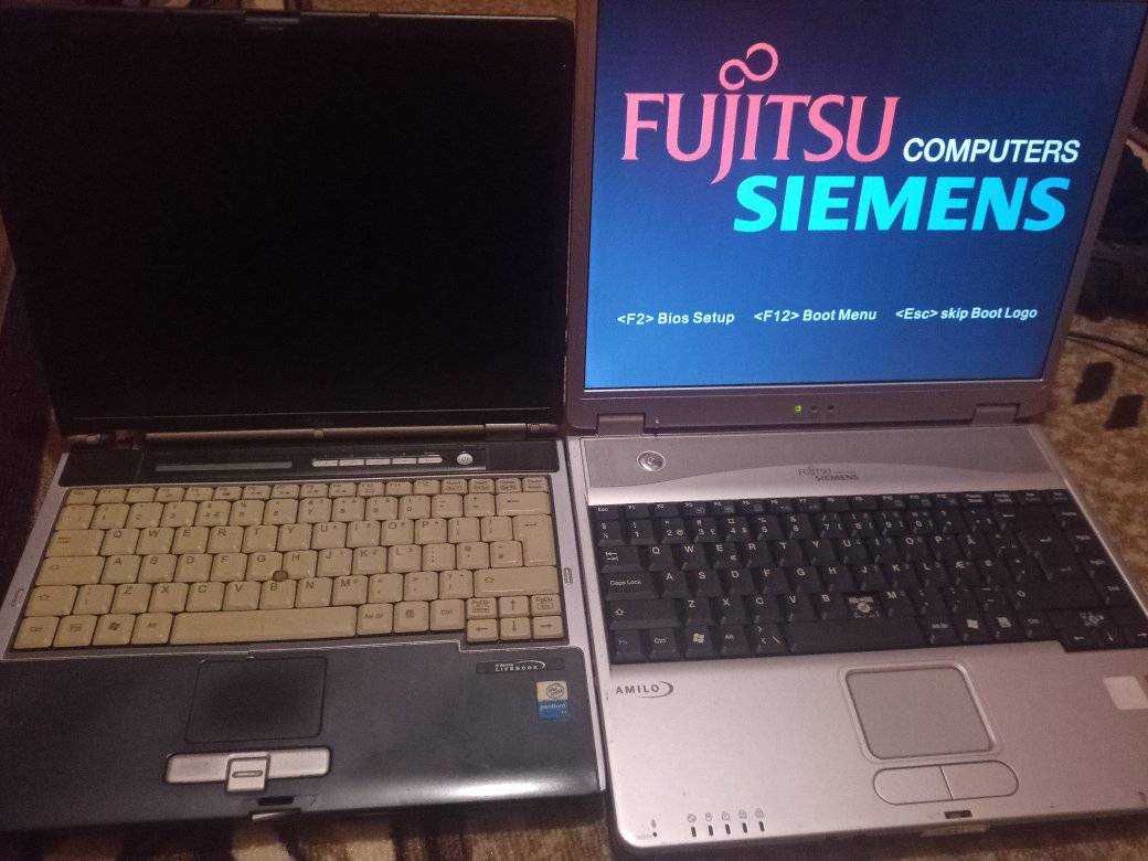 лаптоп Fujitsu AMILO K 7600