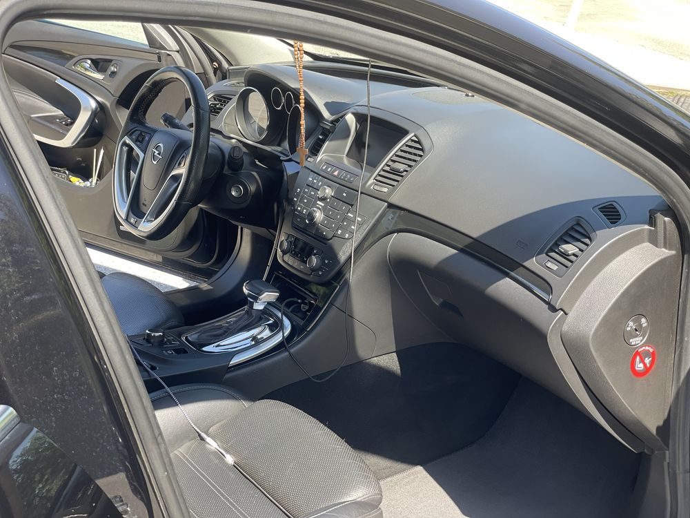 Opel Insignia 2.8T