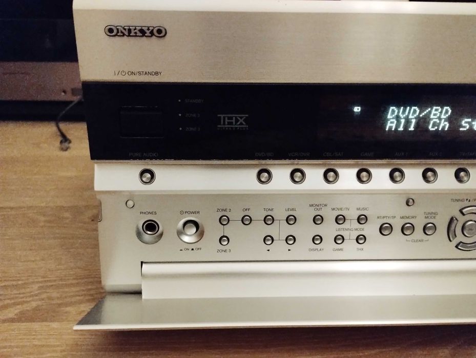 Receiver AV 9.2 ONKYO TX-NR3007 cu probleme, cititi anuntul