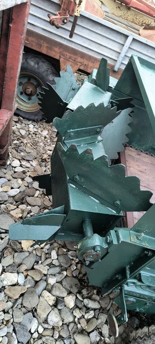 Mig de gunoi pentru pantă 2.3 tone