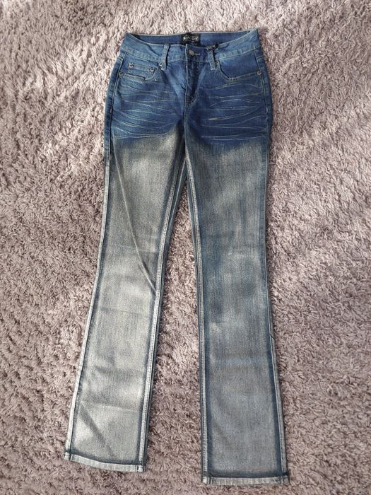 Vand haine pentru fete