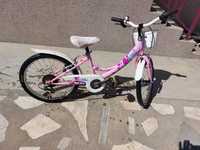 Bicicleta pentru fetițe cu rotii pe 20 toll