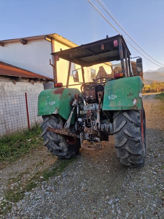 Tractor Deutz -Fhar  8006 cu Încărcător Frontal   servo compresor