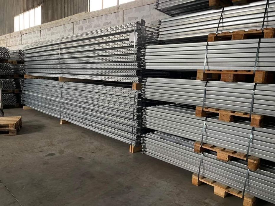 Rafturi metalice