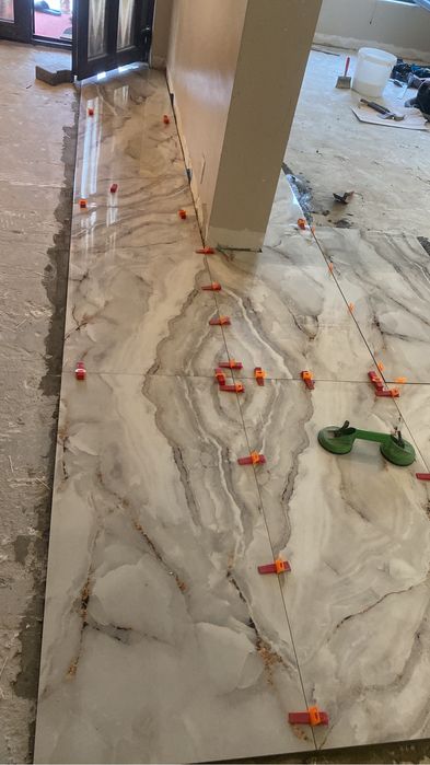 Renovam apartamente. Finisage, zugravim, gresie, parchet, rigips.