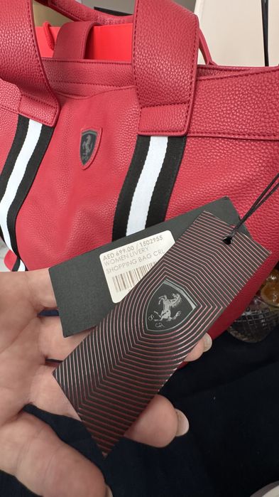 Scuderia Ferrari нова. Оригинална