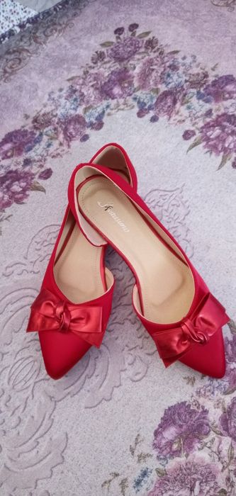 Дамски стилни пантофки