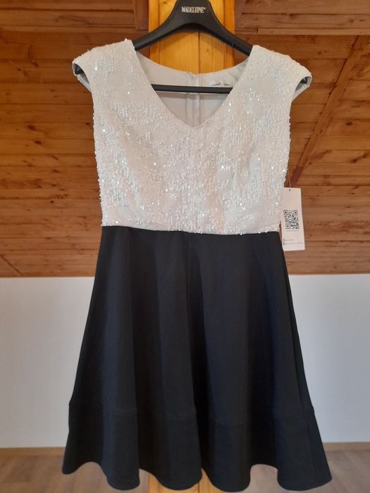 Rochie de seară nouă, cu etichetă
