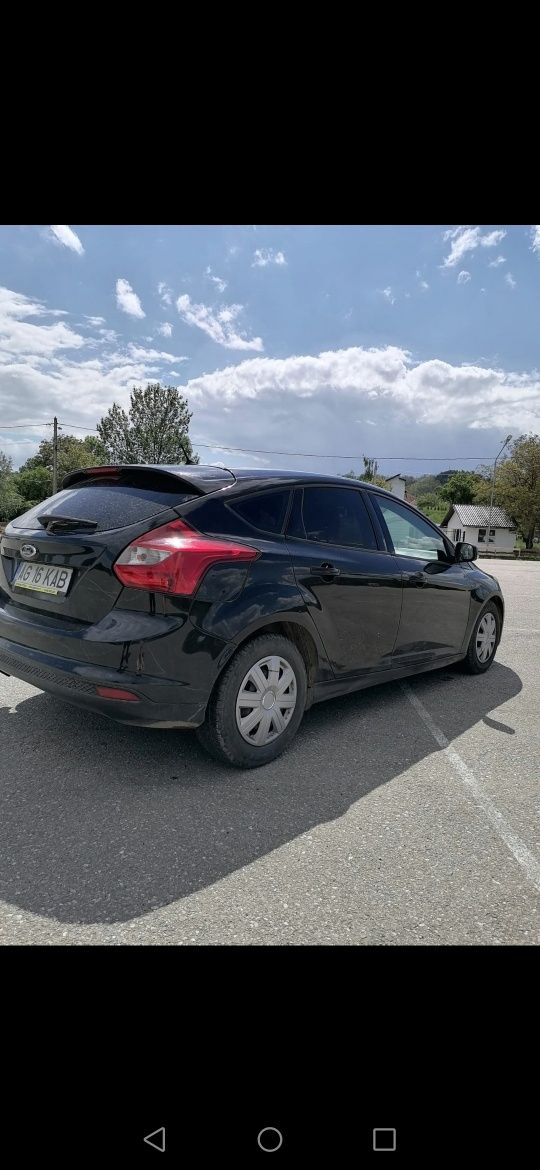 Ford focus mk3 citiți descrierea
